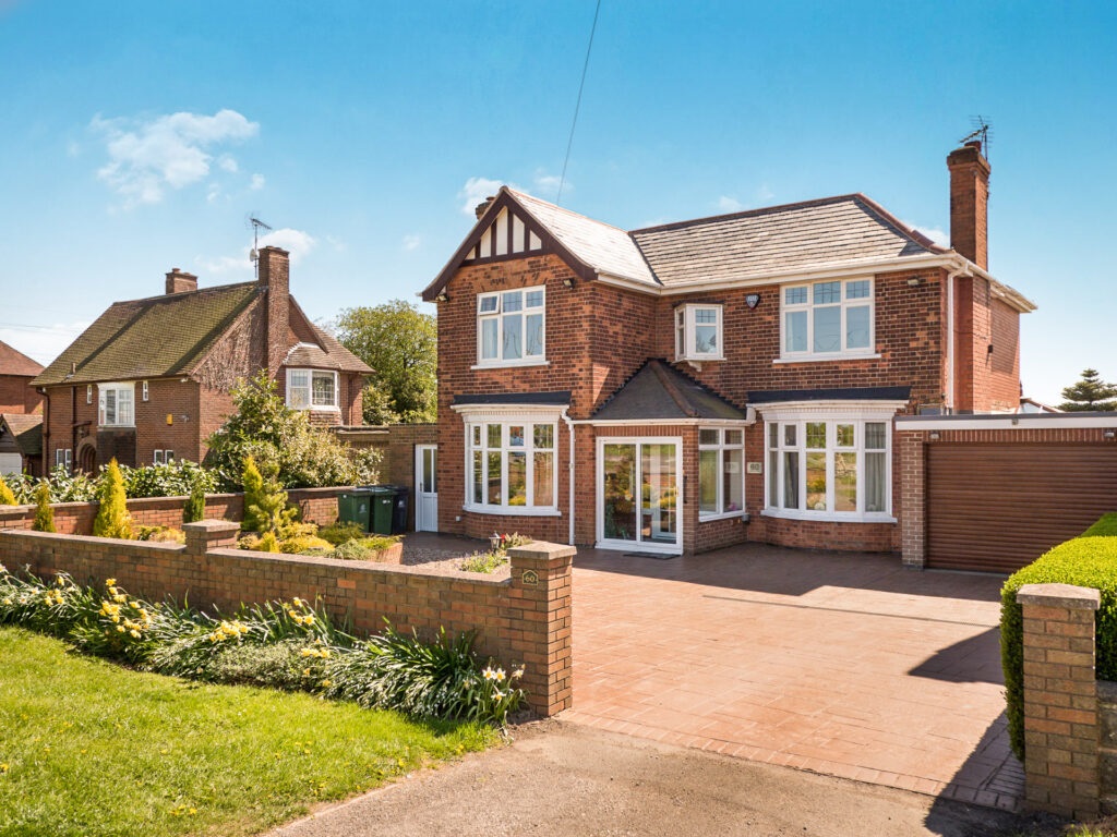 The Best Time of Day to Take Real Estate Photos