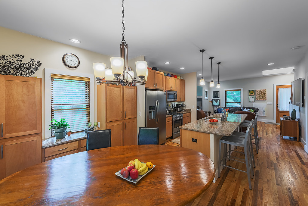 how to shoot hdr real estate photo